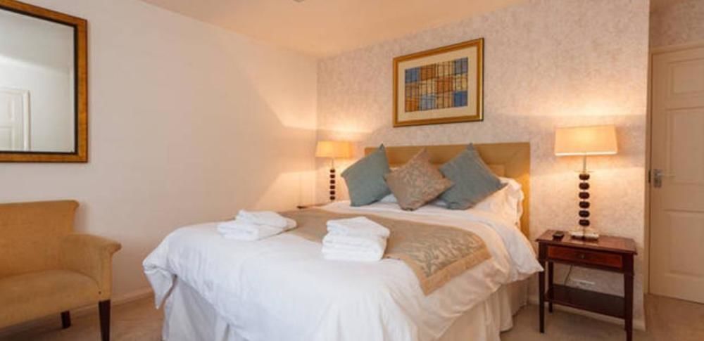 Cameron House Bed & Breakfast Landford