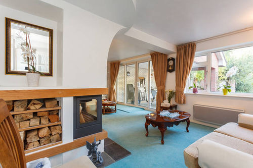 Bed & Breakfast Cameron House 3*