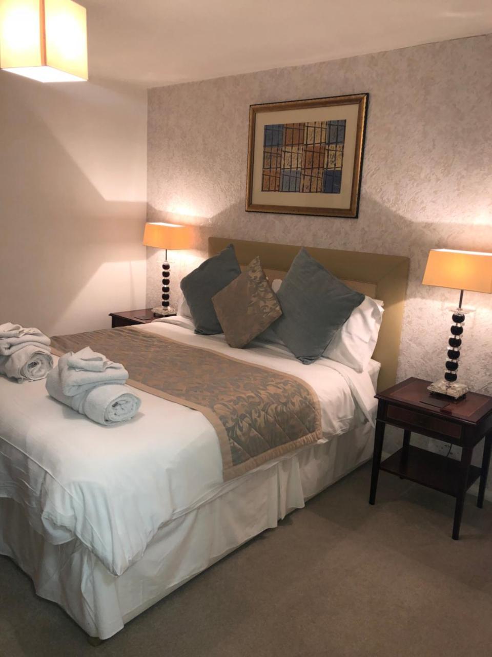 Cameron House Bed & Breakfast 3*