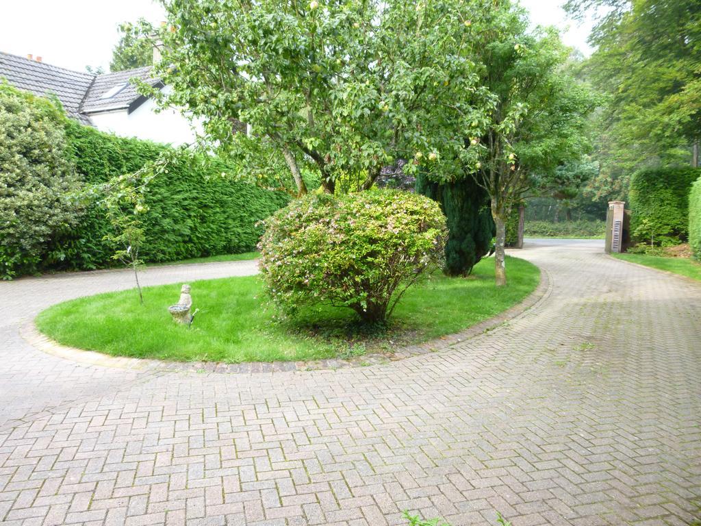 Cameron House 3* Landford
